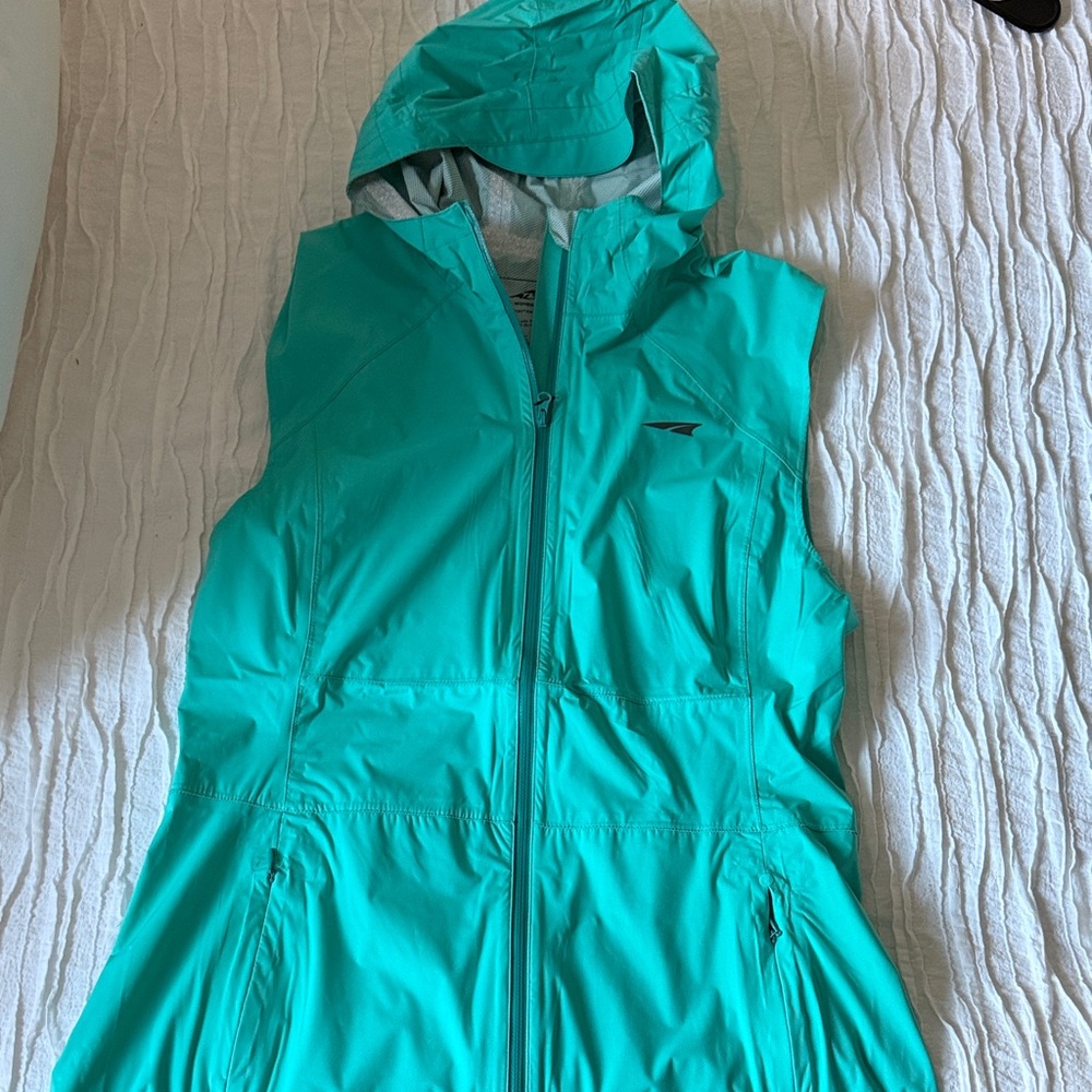Altra Running Teal Hooded Vest